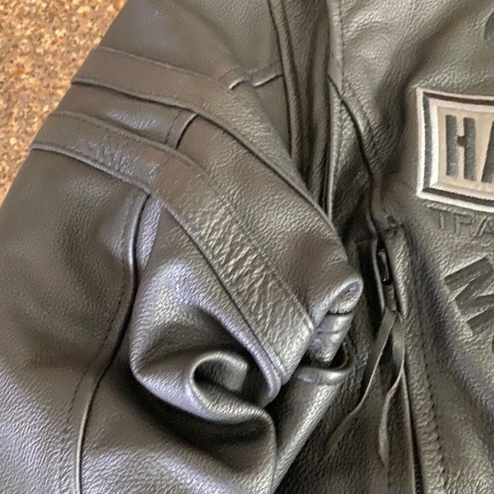 Authentic Harley Davidson Miss Enthusiast Black Leather Jacket Medium EUC - Picture 5 of 7